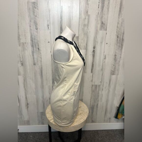 Dress - Picture 3 of 8